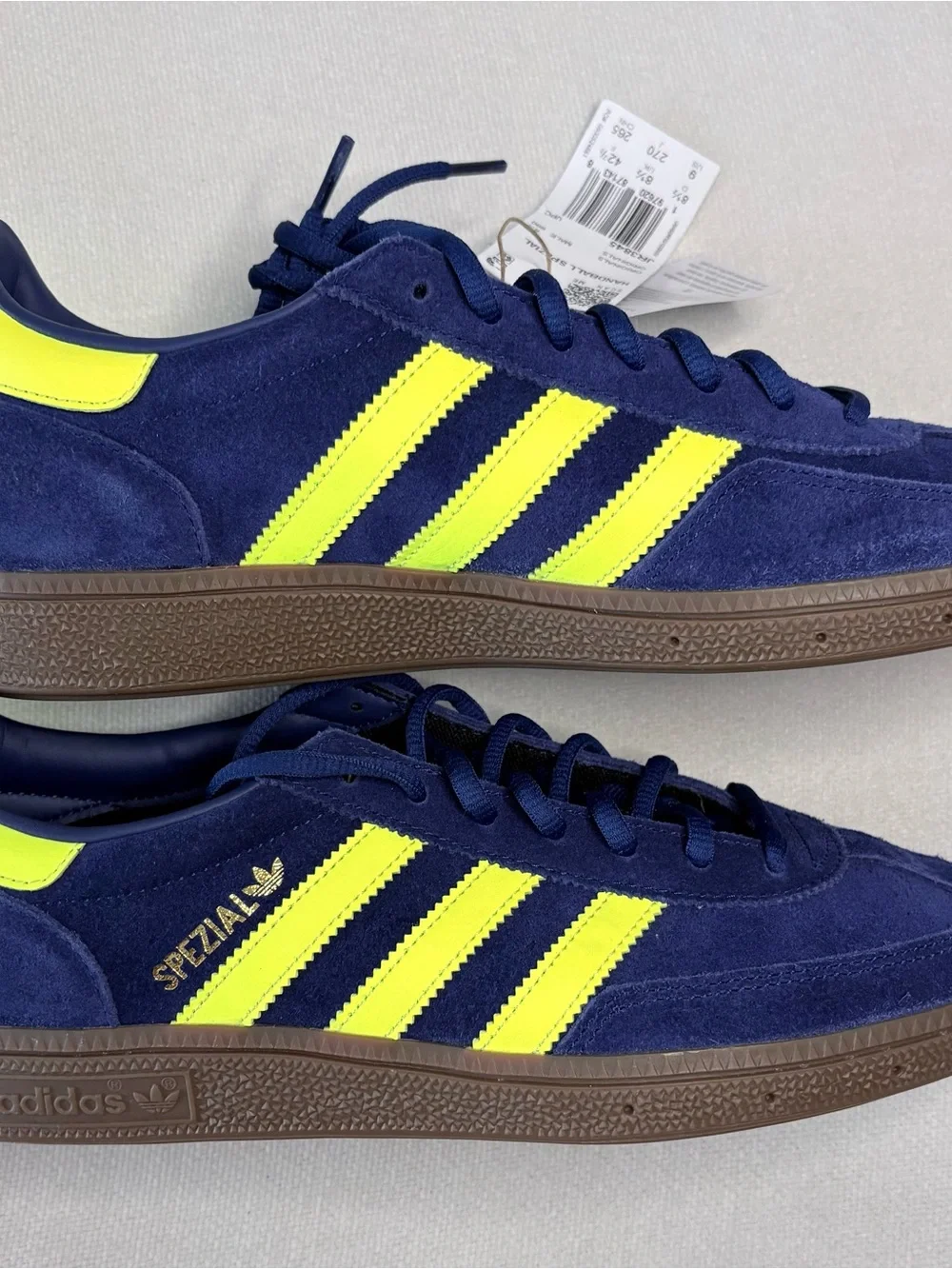 Adidas Spezial Navy Suede Sneakers with Yellow Neon Stripes Size 9
